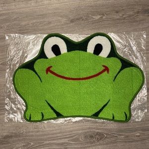 Slip Resistant Frog Bath Play Classroom Desk Mat (25” x 14”)